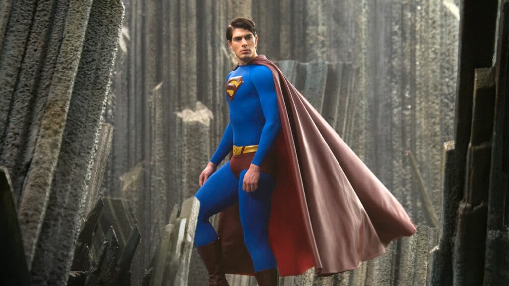 Brandon Routh as Superman walking through the remains of Krypton in Superman Returns (2006)